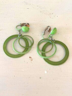 Vintage 60s 70s Olive Green Hoop Clip On Earrings Circle Drop Dangle Mod Go Go
